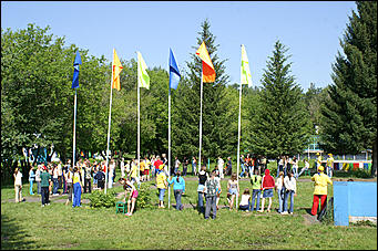 21 июня 2007 г., Барнаул   В детских загородных лагерях Барнаула начался летний сезон