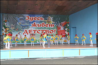 1 июня 2010 г., Барнаул   Празднование Дня защиты детей в Барнауле