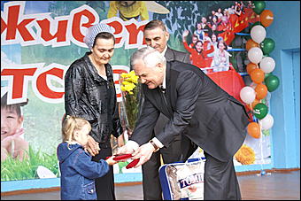 1 июня 2010 г., Барнаул   Празднование Дня защиты детей в Барнауле