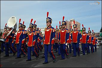 16 сентября 2017 г., Барнаул. Екатерина Смолихина   "Арбат", чумовой оркестр и "Корни": как барнаульцы отгуляли День города