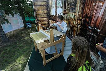 16 сентября 2017 г., Барнаул. Екатерина Смолихина   "Арбат", чумовой оркестр и "Корни": как барнаульцы отгуляли День города