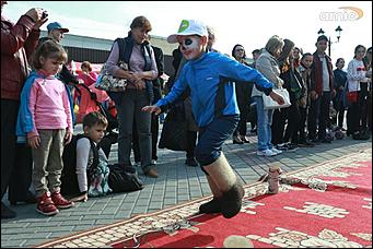 16 сентября 2017 г., Барнаул. Екатерина Смолихина   "Арбат", чумовой оркестр и "Корни": как барнаульцы отгуляли День города