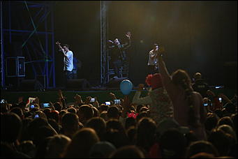 16 сентября 2017 г., Барнаул. Екатерина Смолихина   "Арбат", чумовой оркестр и "Корни": как барнаульцы отгуляли День города