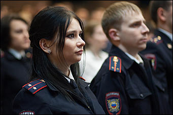 10 ноябрь 2016 г., Барнаул © Амител Вячеслав Мельников   Как поздравляли сотрудников МВД в Барнауле. Фоторепортаж