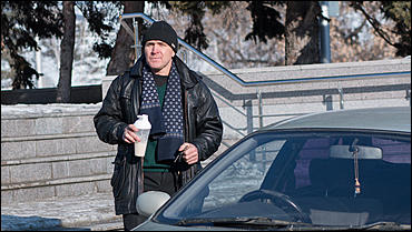 4 февраль 2016 г., Барнаул © Амител Вячеслав Мельников   Мужчины Барнаула, которые попали в объектив фотографа ИА "Амител"