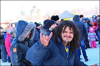 4 февраль 2016 г., Барнаул © Амител Вячеслав Мельников   Мужчины Барнаула, которые попали в объектив фотографа ИА "Амител"