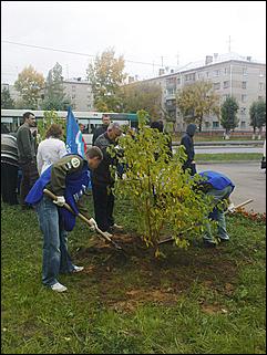 17 сентября 2009 г., Барнаул   Закладка "Аллеи будущего" в Барнауле