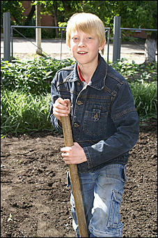 14 июня 2007 г., Барнаул   Первый сезон в детских оздоровительных лагерях Барнаула