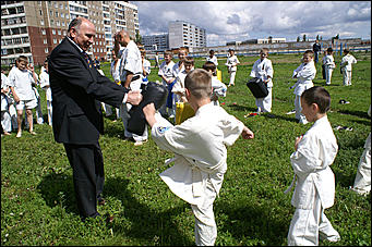 14 июня 2007 г., Барнаул   Первый сезон в детских оздоровительных лагерях Барнаула