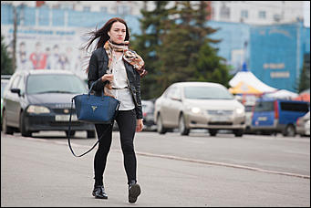 23 май 2016 г., Барнаул  © Амител Вячеслав Мельников   Весна и девушки: фоторепортаж с улиц Барнаула 