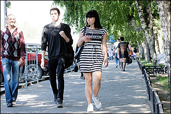 23 май 2016 г., Барнаул  © Амител Вячеслав Мельников   Весна и девушки: фоторепортаж с улиц Барнаула 