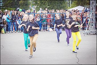 4 сентябрь 2013 г., Барнаул   DANCE Dень от DFM на площади Советов в Барнауле