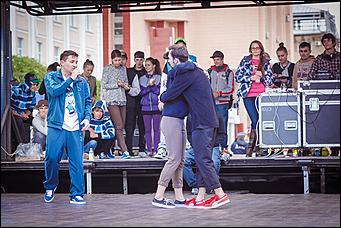 4 сентябрь 2013 г., Барнаул   DANCE Dень от DFM на площади Советов в Барнауле