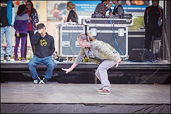 4 сентябрь 2013 г., Барнаул   DANCE Dень от DFM на площади Советов в Барнауле