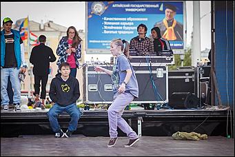 4 сентябрь 2013 г., Барнаул   DANCE Dень от DFM на площади Советов в Барнауле