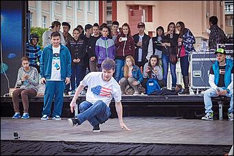 4 сентябрь 2013 г., Барнаул   DANCE Dень от DFM на площади Советов в Барнауле