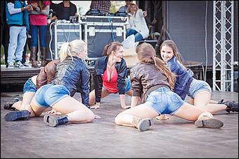 4 сентябрь 2013 г., Барнаул   DANCE Dень от DFM на площади Советов в Барнауле