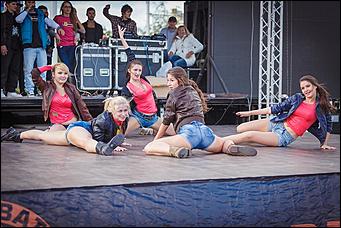 4 сентябрь 2013 г., Барнаул   DANCE Dень от DFM на площади Советов в Барнауле
