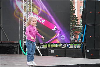 4 сентябрь 2013 г., Барнаул   DANCE Dень от DFM на площади Советов в Барнауле