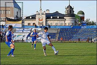 1 июля 2009 г., Барнаул   Матч 1/32 финала Кубка России по футболу 2009/10 «Динамо» – «Сибирь» – 0:2. Фото Андрея Денисюка