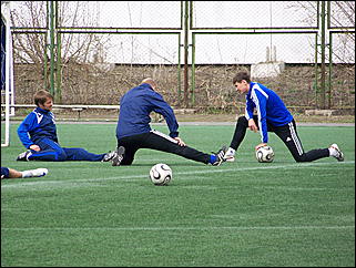 22 апреля 2009 г., Барнаул   Одна из последних тренировок барнаульского «Динамо» перед стартом в чемпионате России по футболе во втором дивизионе зоны «Восток»