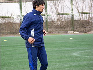 22 апреля 2009 г., Барнаул   Одна из последних тренировок барнаульского «Динамо» перед стартом в чемпионате России по футболе во втором дивизионе зоны «Восток»