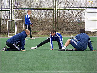 22 апреля 2009 г., Барнаул   Одна из последних тренировок барнаульского «Динамо» перед стартом в чемпионате России по футболе во втором дивизионе зоны «Восток»