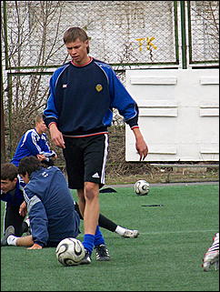 22 апреля 2009 г., Барнаул   Одна из последних тренировок барнаульского «Динамо» перед стартом в чемпионате России по футболе во втором дивизионе зоны «Восток»