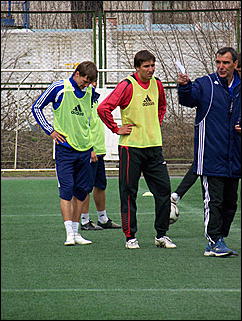 22 апреля 2009 г., Барнаул   Одна из последних тренировок барнаульского «Динамо» перед стартом в чемпионате России по футболе во втором дивизионе зоны «Восток»