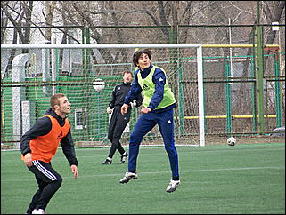 22 апреля 2009 г., Барнаул   Одна из последних тренировок барнаульского «Динамо» перед стартом в чемпионате России по футболе во втором дивизионе зоны «Восток»