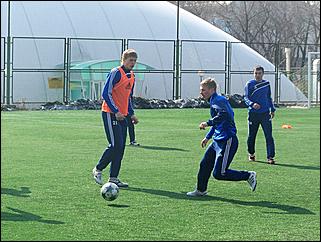 18 апреля 2010 г., Барнаул   Тренировочный матч барнаульского «Динамо» против своего молодежного состава