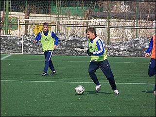 18 апреля 2010 г., Барнаул   Тренировочный матч барнаульского «Динамо» против своего молодежного состава