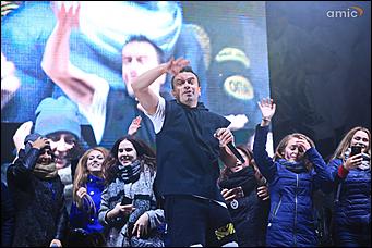 1 октября 2017 г., Барнаул. Екатерина Смолихина   Труба зовет: "Дискотека Авария" не по-детски зажгла в Барнауле