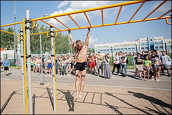 14 июль 2016 г., Барнаул © Амител Вячеслав Мельников   Бронза мускулов и свежесть кожи: в Барнауле открыли площадку для сдачи ГТО