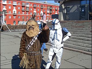 27 марта 2008 г., Барнаул   Необычная промоакция первого в Барнауле Компьютер-центра DNS