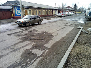 12 апреля 2018 г., Барнаул. Екатерина Смолихина   Весна идет – весне дорогу: улицы Барнаула после зимы