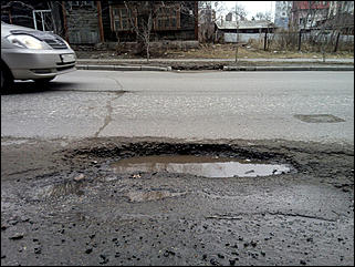 12 апреля 2018 г., Барнаул. Екатерина Смолихина   Весна идет – весне дорогу: улицы Барнаула после зимы