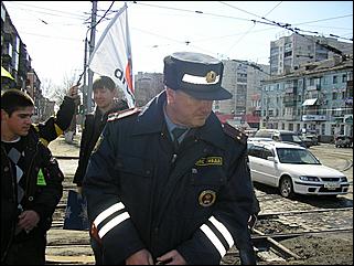 10 апреля 2010 г., Барнаул   "Операция дырка" активистов Drom.ru