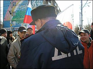 10 апреля 2010 г., Барнаул   "Операция дырка" активистов Drom.ru