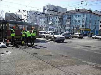 10 апреля 2010 г., Барнаул   "Операция дырка" активистов Drom.ru