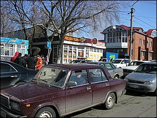 10 апреля 2010 г., Барнаул   "Операция дырка" активистов Drom.ru