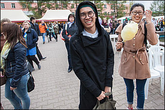 29 апрель 2016 г., Барнаул   Гастрономический фестиваль в Барнауле и какой пирог попал в Книгу рекордов России