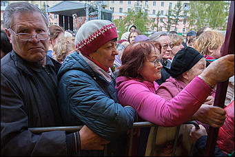 29 апрель 2016 г., Барнаул   Гастрономический фестиваль в Барнауле и какой пирог попал в Книгу рекордов России