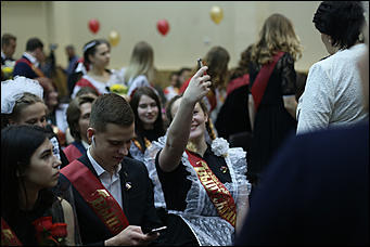 25 мая 2018 г., Барнаул. Екатерина Смолихина   Банты, слезы и селфи: "Последний звонок" прошел в Барнауле