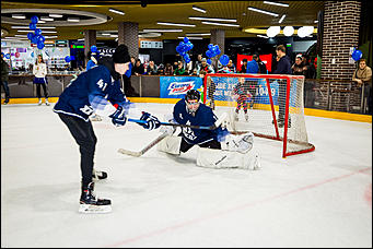 14 декабря 2019 г., Барнаул   "Европейскими играми" открылся первый в Барнауле ледовый каток "Европы Плюс"