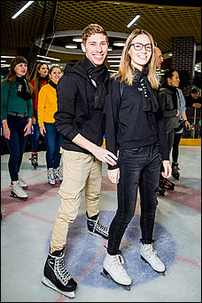 14 декабря 2019 г., Барнаул   "Европейскими играми" открылся первый в Барнауле ледовый каток "Европы Плюс"