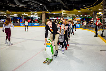 14 декабря 2019 г., Барнаул   "Европейскими играми" открылся первый в Барнауле ледовый каток "Европы Плюс"