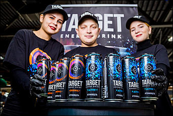 14 декабря 2019 г., Барнаул   "Европейскими играми" открылся первый в Барнауле ледовый каток "Европы Плюс"