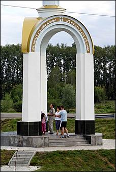 4-5 августа 2007 г., с. Верх-Обское   Культурно-спортивный праздник "Кубок Евдокимова" <br>
<i> (фото Кристины Красниковой) </i>