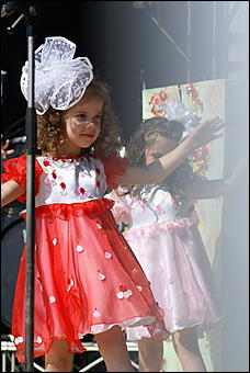 4-5 августа 2007 г., с. Верх-Обское   Культурно-спортивный праздник "Кубок Евдокимова" <br>
<i> (фото Кристины Красниковой) </i>